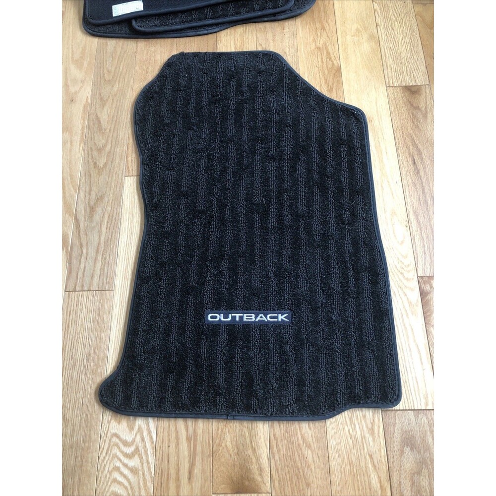 2019 Subaru Outback Carpeted Floor Mats Set of 4 New Open Box